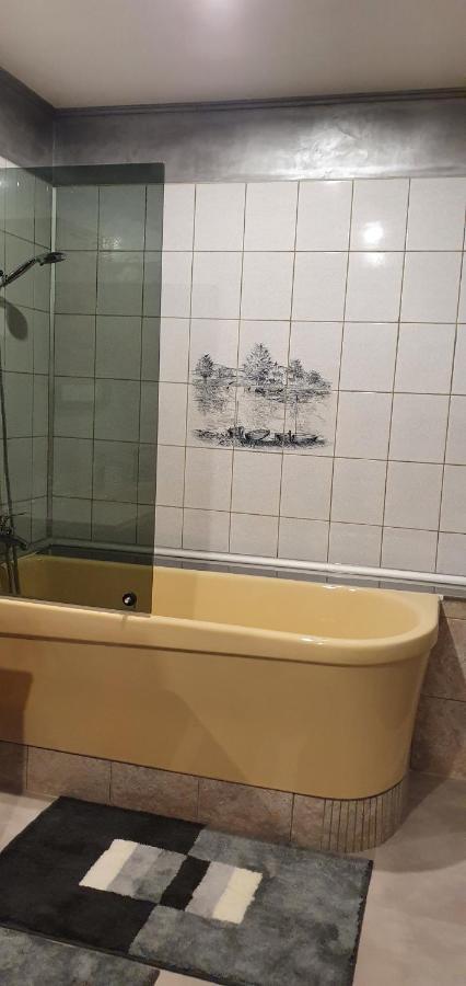 エ＝シャンパーニュ Au Chambellan Bed & Breakfast エクステリア 写真